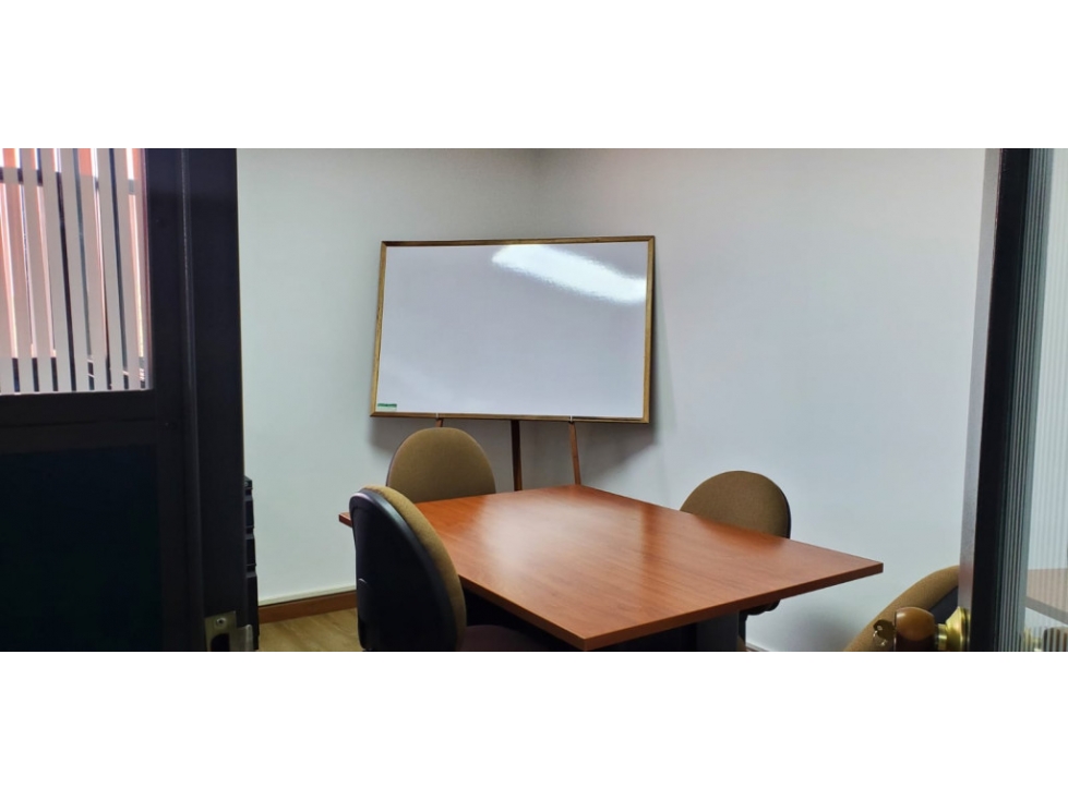 Oficina en Vender en Bogotá D.C. — foto 4