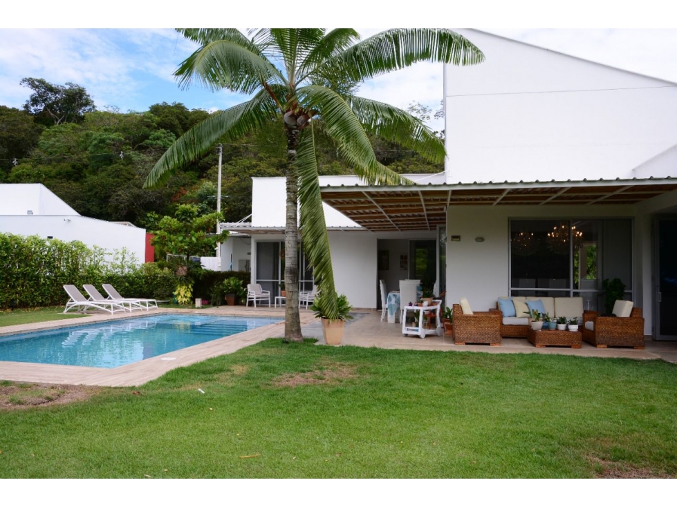 SE VENDE ESPECTACULAR CASA EN CONDOMINIO EN JAMUNDÍ(A.C)CW:6132247