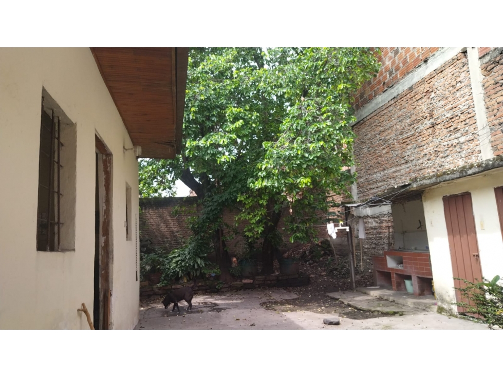 VENDO ESPECTACULAR CASA LOTE EN SAN NICOLAS (M.C) CW:6665738
