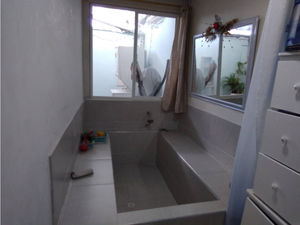 VENDO ESPECTACULAR CASA DE 4 NIVELES INDEP. B/GUABAL (FN)CW:5354722 — foto 4