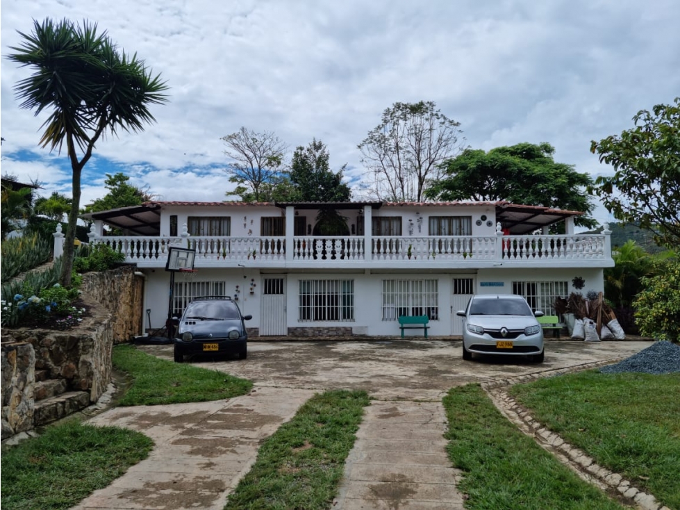 VENDO CASA CAMPESTRE EN LAS PALMAS a 15min de Cali(CA)CW:6895854