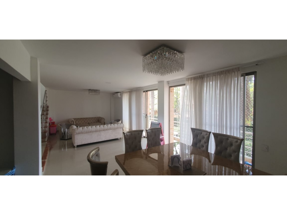 VENDO CASA EN EL JOCKEY (K.T) CW:6906077