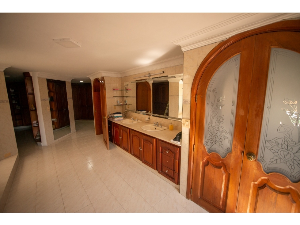 VENDO ESPECTACULAR CASA MODERNA EN CIUDAD JARDÍN(FN)CW:5627050 — foto 4