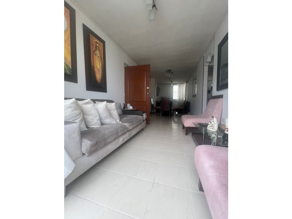 SE VENDE APARTAMENTO EN PRIMERO DE MAYO (Y.Q) CW:7209295
