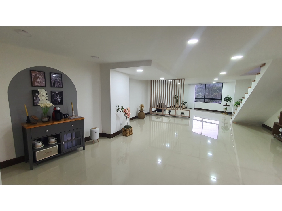 VENDO PENTHAOUSE DÚPLEX PISO 6 EN BELLAVISTA(LS)CW:7398329