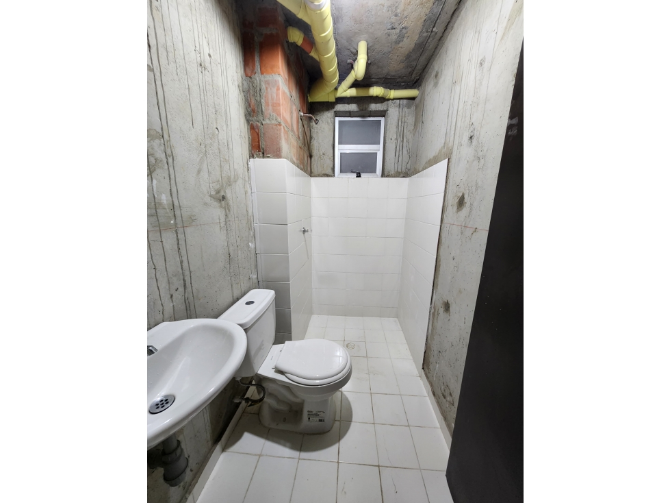 SE VENDE APARTAMENTO EN LA GRAN VIA (F.G) CW:8492278