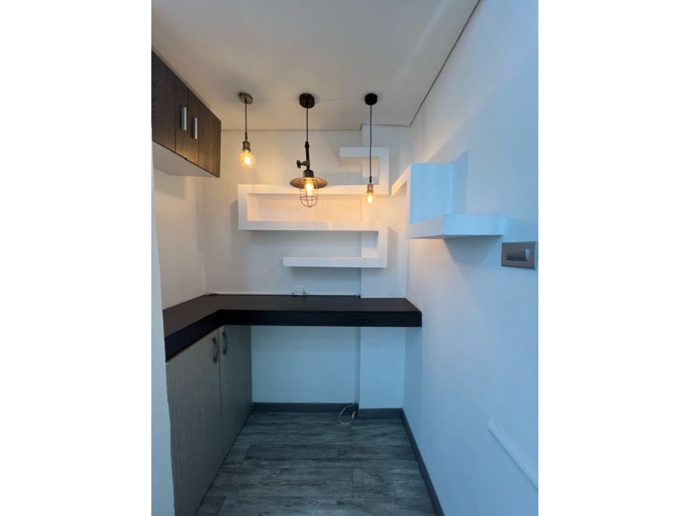VENTA OFICINA EN EL CENTRO DE CALI (Y.Q) CW:8576301