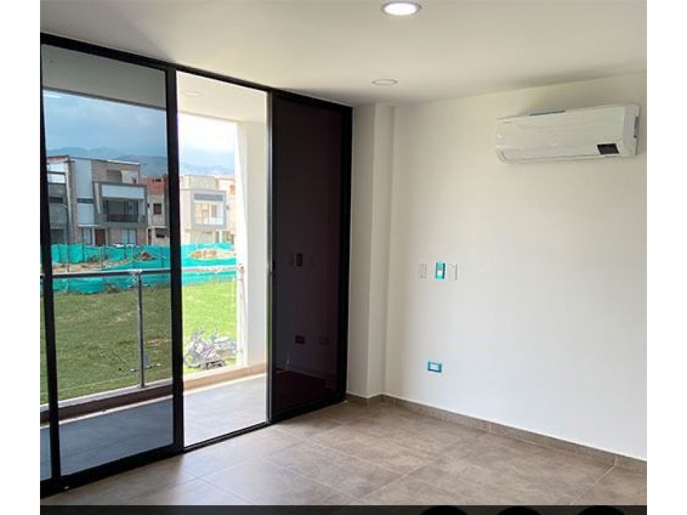 VENDO HERMOSA CASA DE LUJO EN LAS MERCEDES JAMUNDÍ(A.C)CW:6132517 — foto 5