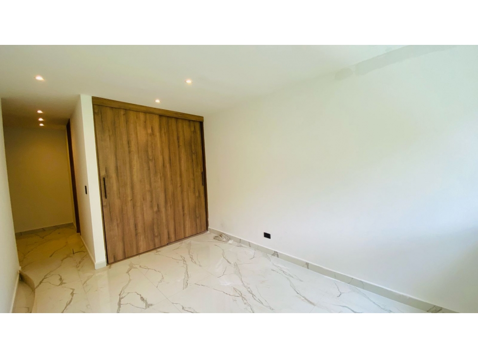 SE VENDE PENTHOUSE EN MENGA REMODELADO LO-F WASI 9001398