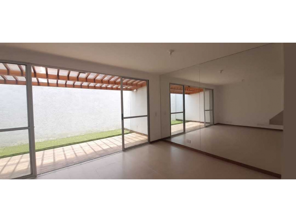 SE VENDE CASA EN CIUDAD COUNTRY (D.C) CW: 9075791