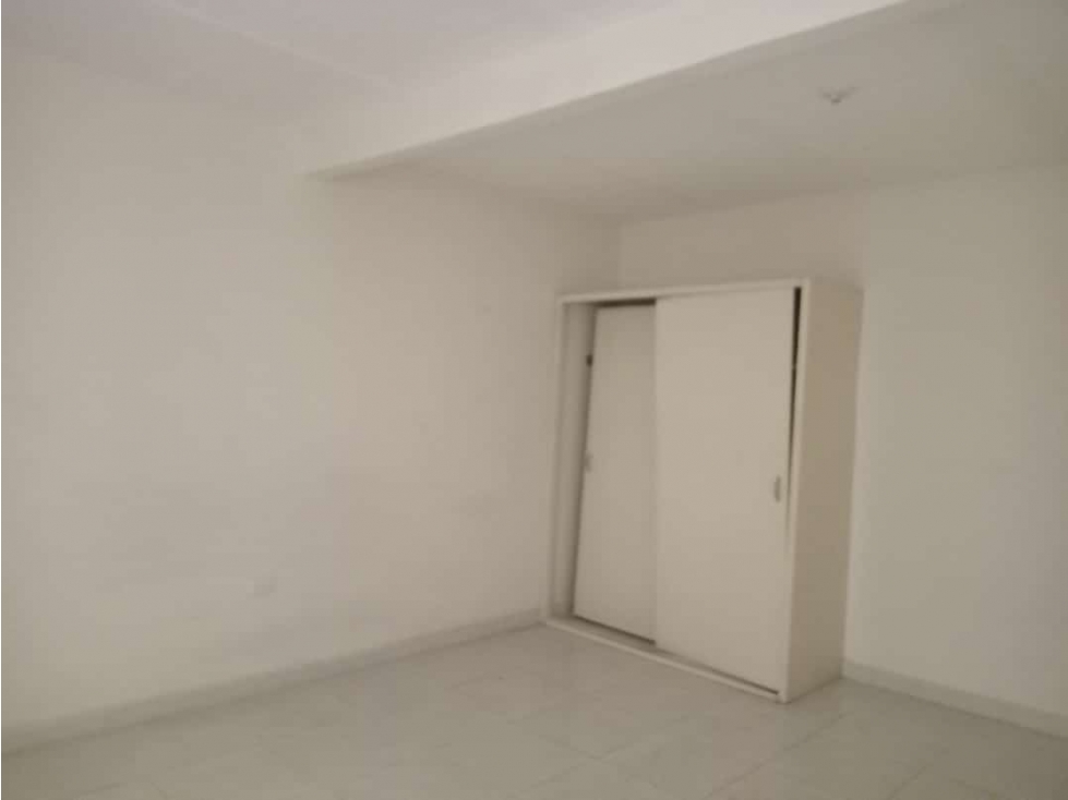 VENDO CASA DE 4 PISOS INDEP. EN EL B/. LIBERTADORES(MU)CW:6199420 — foto 4