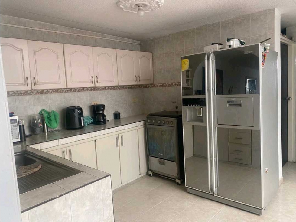 CASA BIFAMILIAR EN EN VENTA EN SAN CARLOS (D.C) CW:9075849