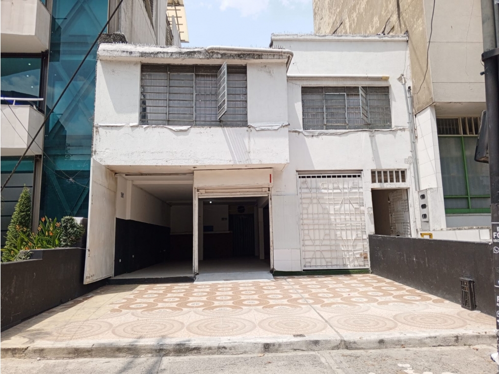 VENDO CASA DE 2 PISOS CON LOCAL EN VERSALLES (A.M) CW:9083676