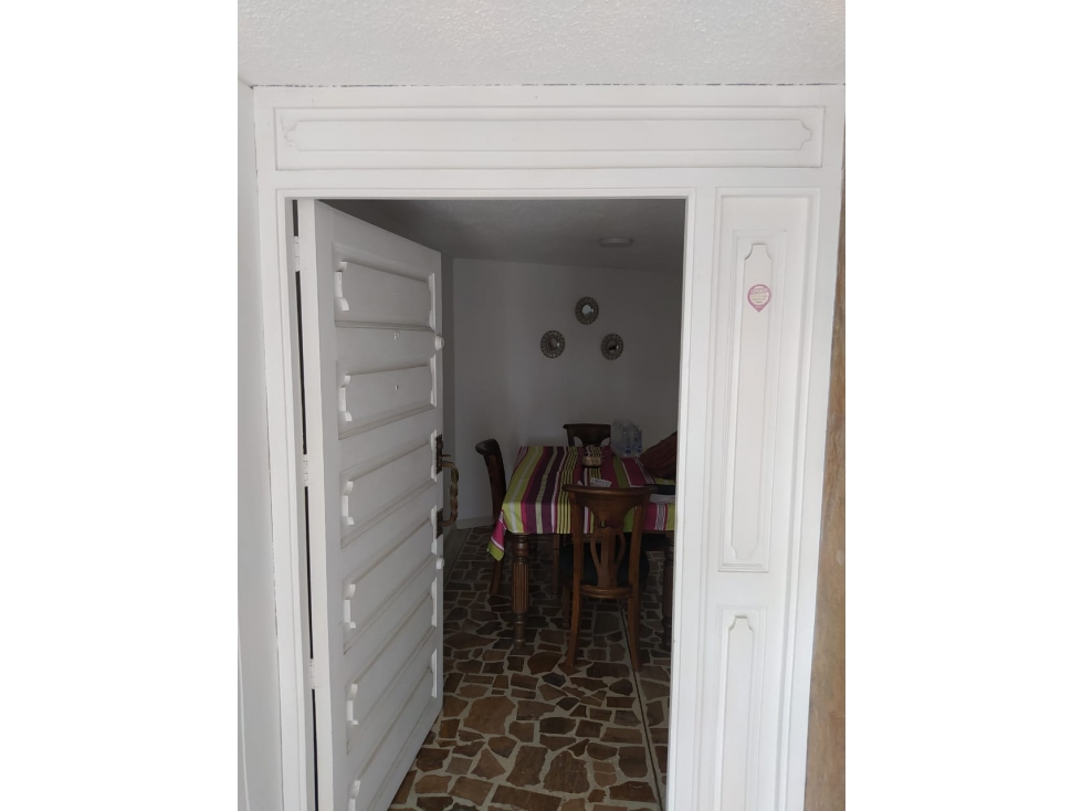 Se vende o se alquila casa en Ciudad Jardín (JPG) CW:9307608