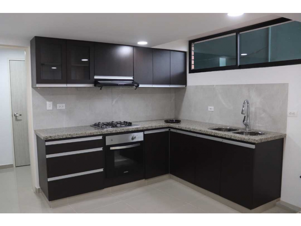 VENDO APTO DUPLEX EN BARRIO SAN VICENTE CALI (JPG) CW:9307614