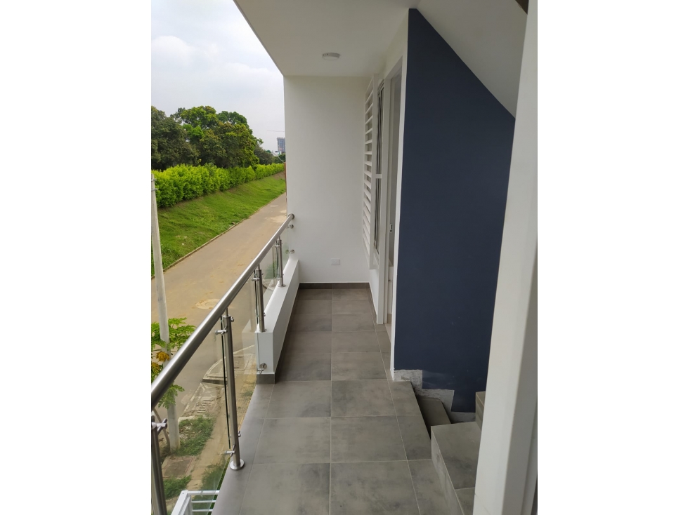 Se vende edificio nuevo de apartaestudios (JPG) CW:9307624
