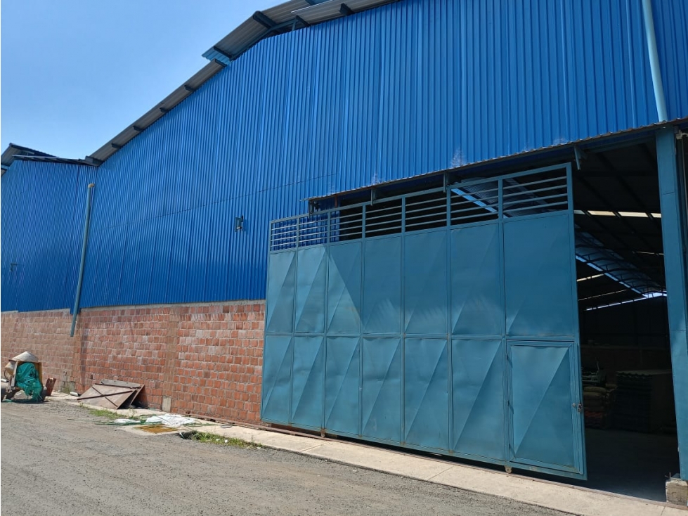 Se vende o alquila bodega en Caucaseco (JPG) CW:9307641