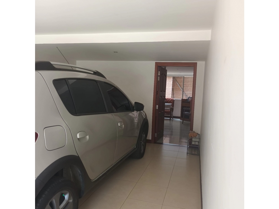 VENDO HERMOSA CASA EN EL LIMONAR CON APARTAESTUDIOS(A.R) CW:6597078 — foto 2