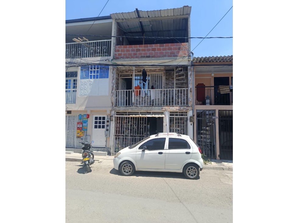 VENDO CASA TRIFAMILIAR POBLADO CAMPESTRE-CANDELARIA(FG)CW:9373258