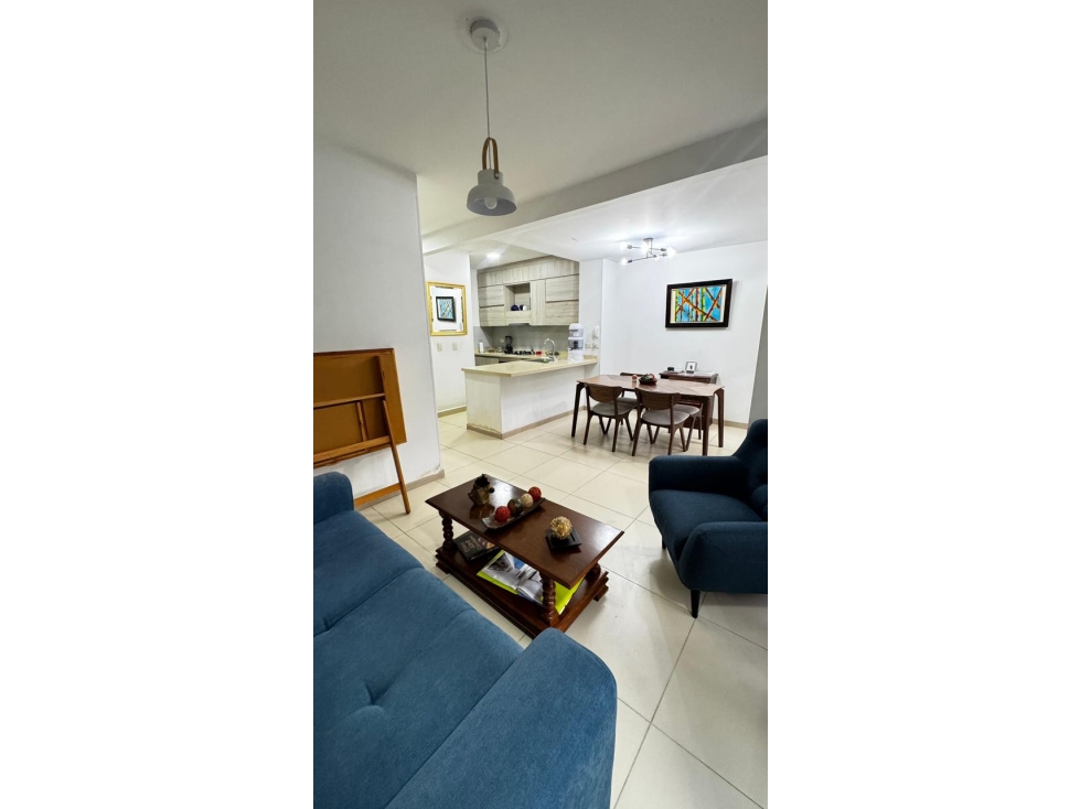 VENDO LINDA CASA 2 PISOS EN EL CASTILLO (P.Z) CW:9455403