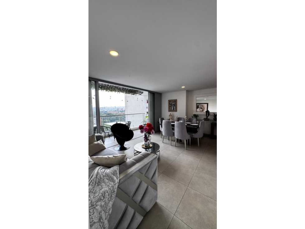 VENDO LINDO APARTAMENTO PISO 7 EN VALLE DEL LILI (P.Z) CW:9721640