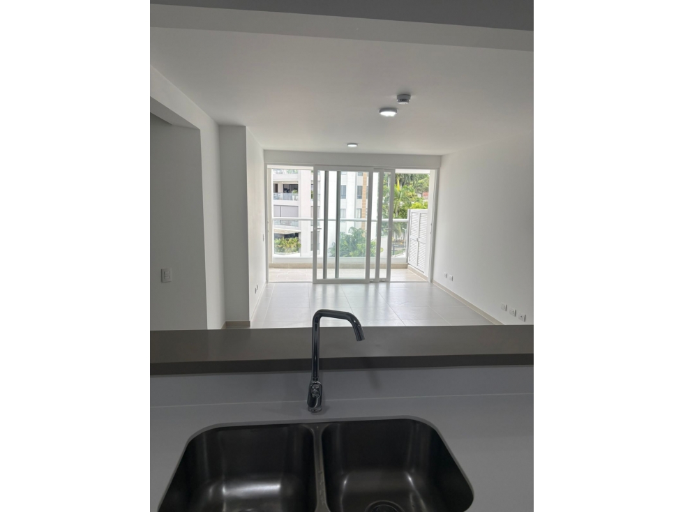 VENDO APARTAMENTO EN PANCE PISO 5 CON ASCENSOR (PZ) CW: 9816430