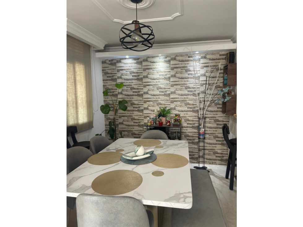 VENTA DE APTO REMODELADO 3P S/A CERCA A 14 DE CALIMA (FG)W:9829284
