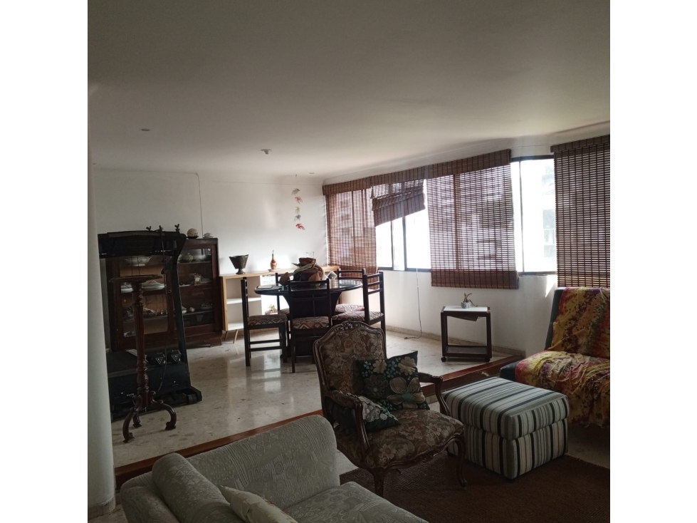 VENDO APARTAMENTO PISO 6 EN CRISTALES (A.M) CW:9832190