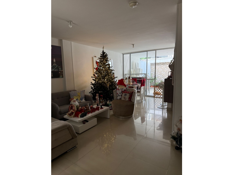 VENDO HERMOSA CASA CIUDAD COUNTRY (PZ) CW: 9868898