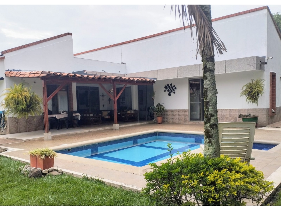 VENDO LINDA CASA EN LA MORADA JAMUNDI (L.S) CW:9924126