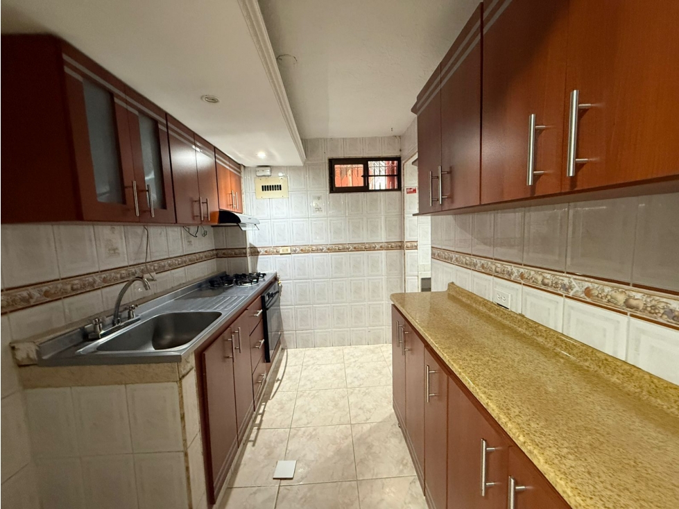 VENDO APARTAMENTO PISO 1 EN ALHAMBRA (K.T) CW:9996312