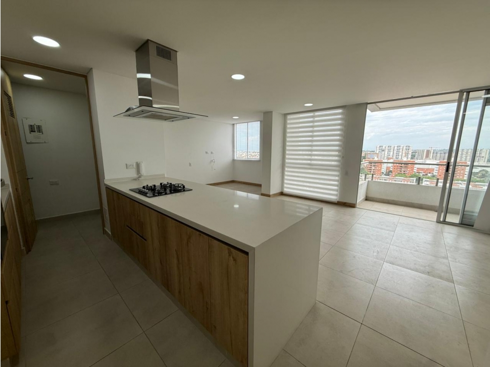 VENDO LINDO APARTAMENTO PISO 12 EN VALLE DEL LILI (P.Z) CW:10004433