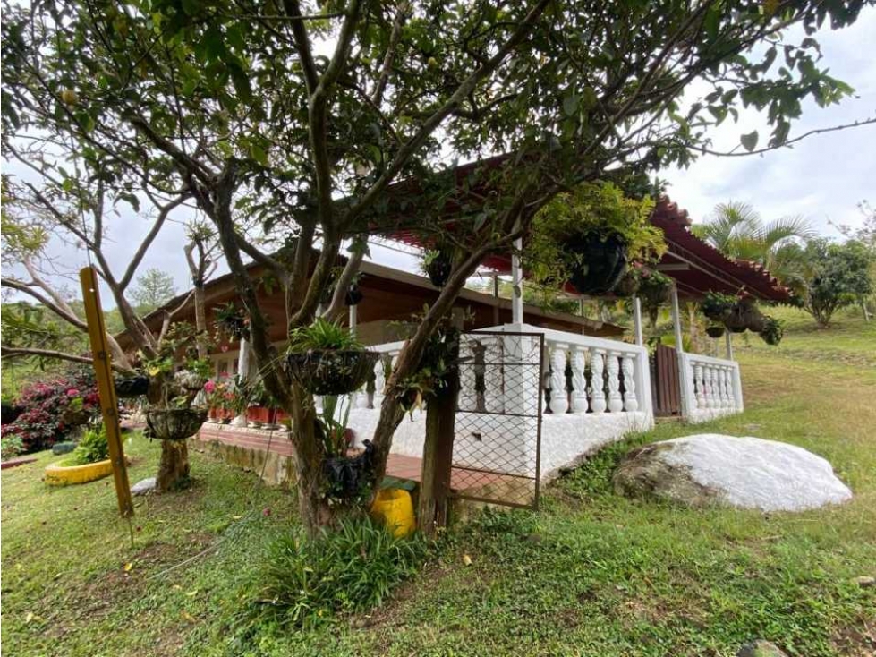 SE VENDE CASA CAMPESTRE LA CUMBRE-RESTREPO (A.G) CW: 6889679 - 4