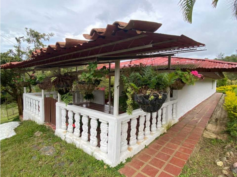 SE VENDE CASA CAMPESTRE LA CUMBRE-RESTREPO (A.G) CW: 6889679 - 6