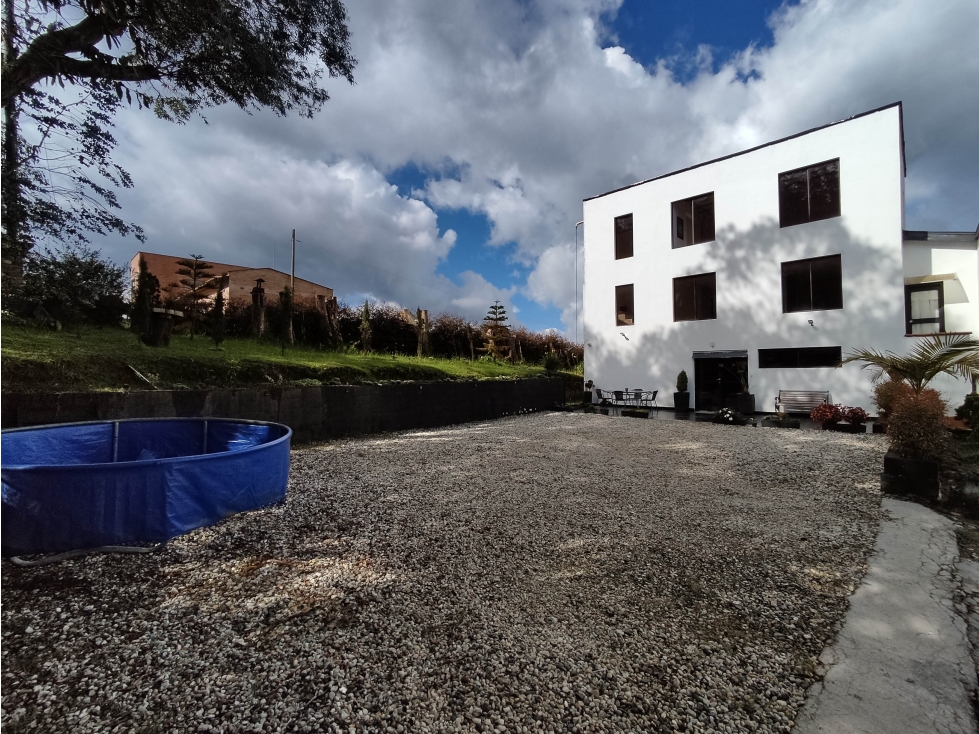 Casa campestre en Envigado sector la Manuela antes del peaje — foto 5