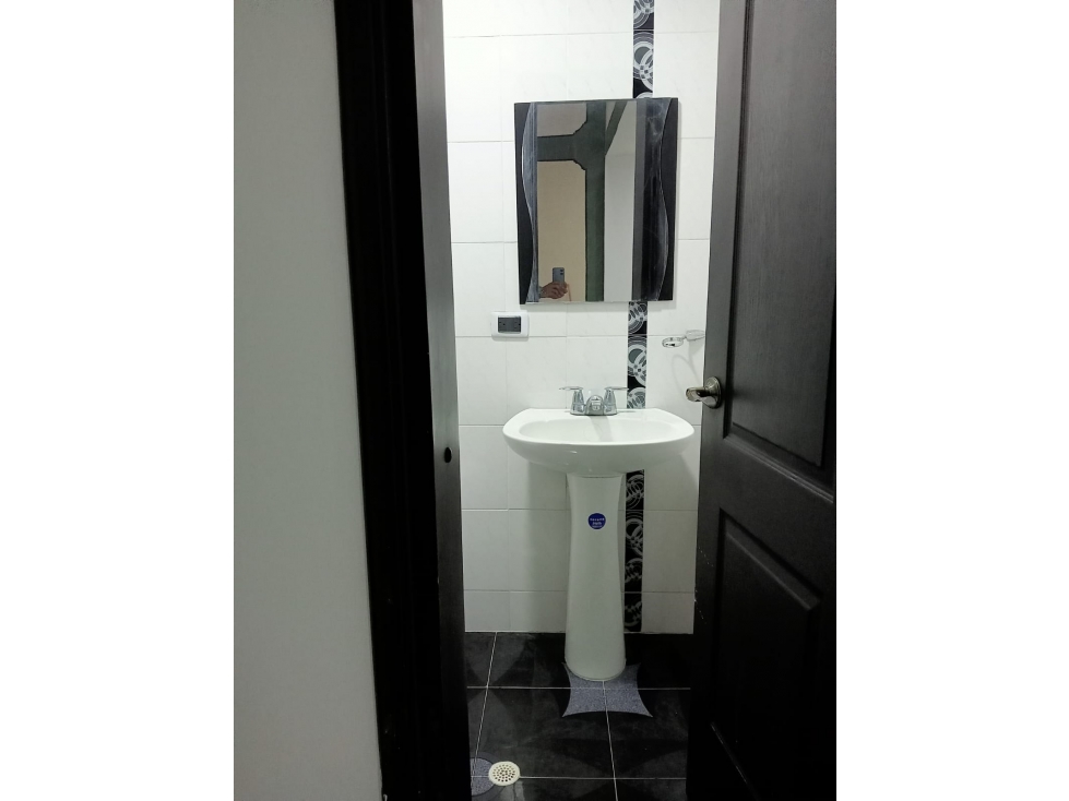 LINDA CASA DE 4PISOS UNIFAMILIAR EN VALLE DEL LILI (A.C) CW:7435243 — foto 4