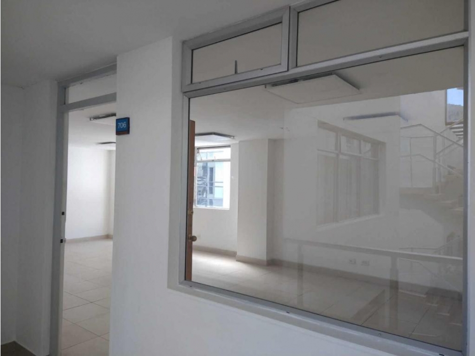 Oficina en Vender en Bogotá D.C. — foto 2