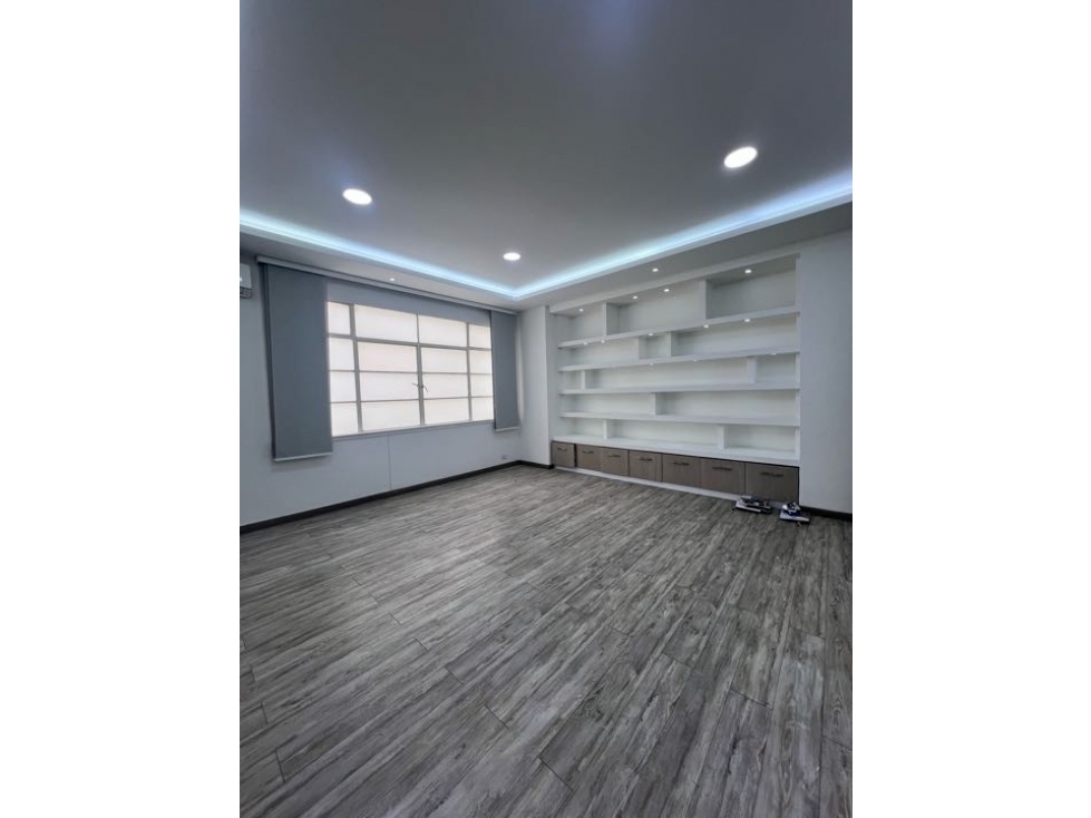 VENTA OFICINA EN EL CENTRO DE CALI (Y.Q) CW:8576301 — foto 3