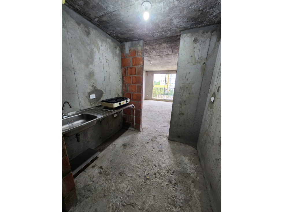 SE VENDE APARTAMENTO EN LA GRAN VIA (F.G) CW:8492278 — foto 2
