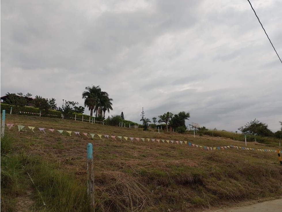 SE VENDE LOTES EN CONDOMIO EN BUGA LO WASI 8614624 - 5