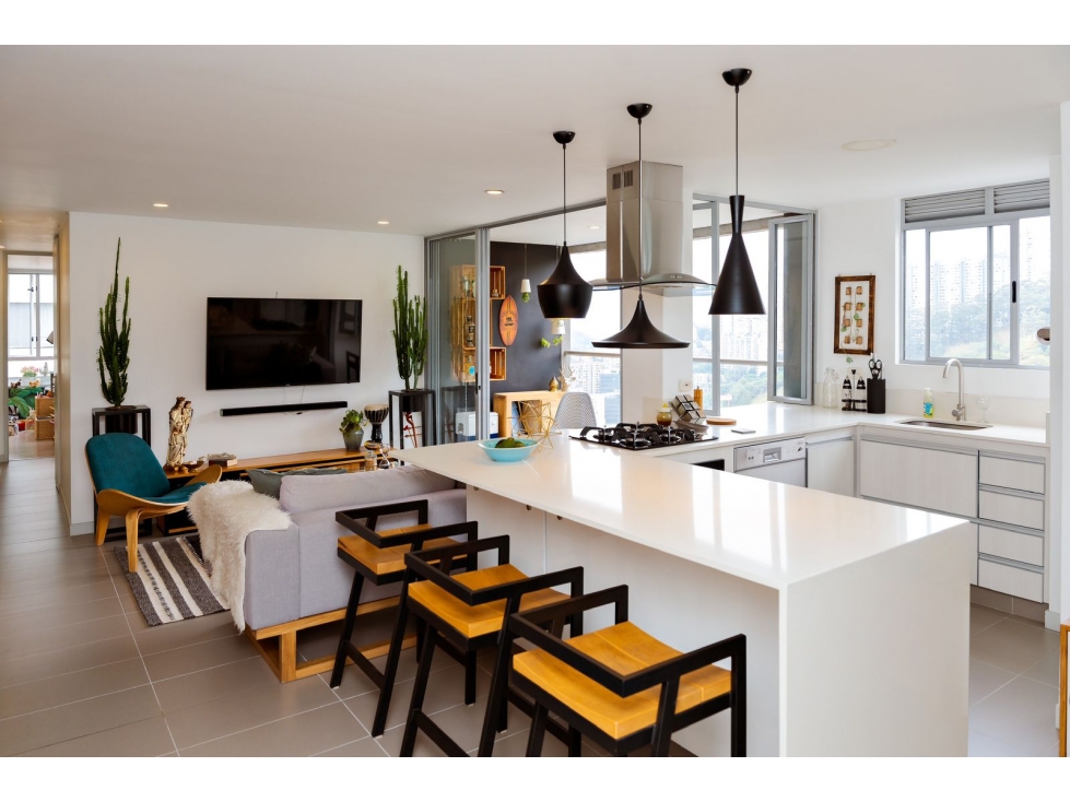 Apartamento en venta El Poblado Castropol cerca a Las Palmas — foto 4