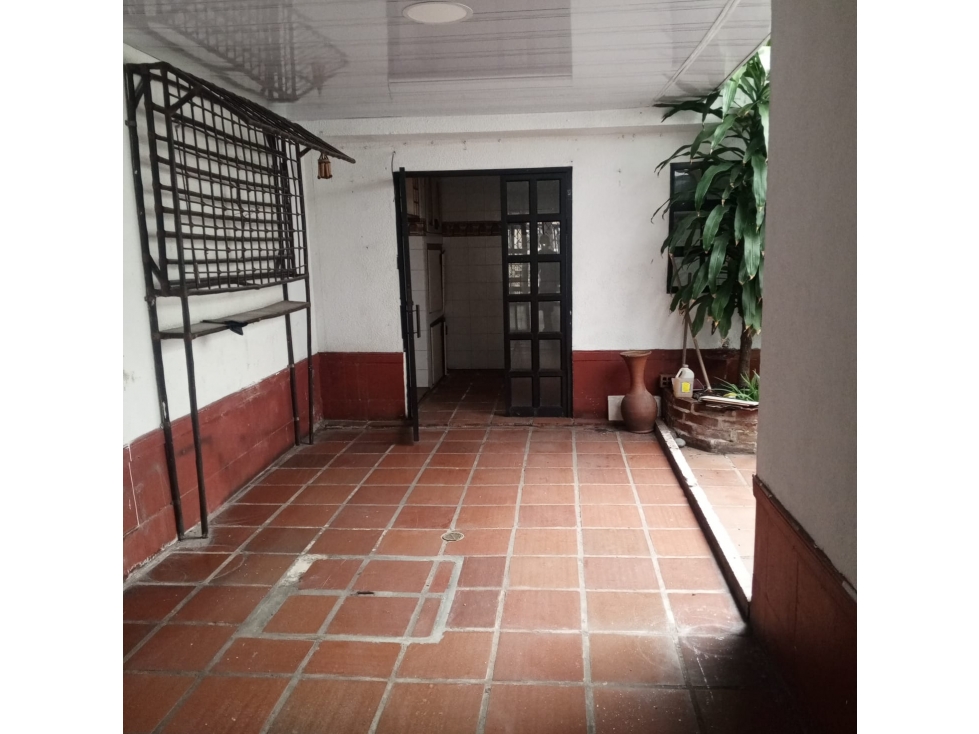 VENDO CASA DE 2 PISOS UNIFAMILIAR EN EL DEPARTAMENTAL (A.M) CW:9080390 — foto 2