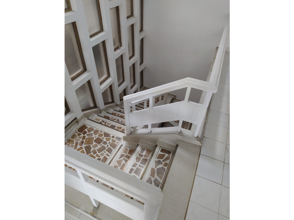 Se vende o se alquila casa en Ciudad Jardín (JPG) CW:9307608 — foto 3