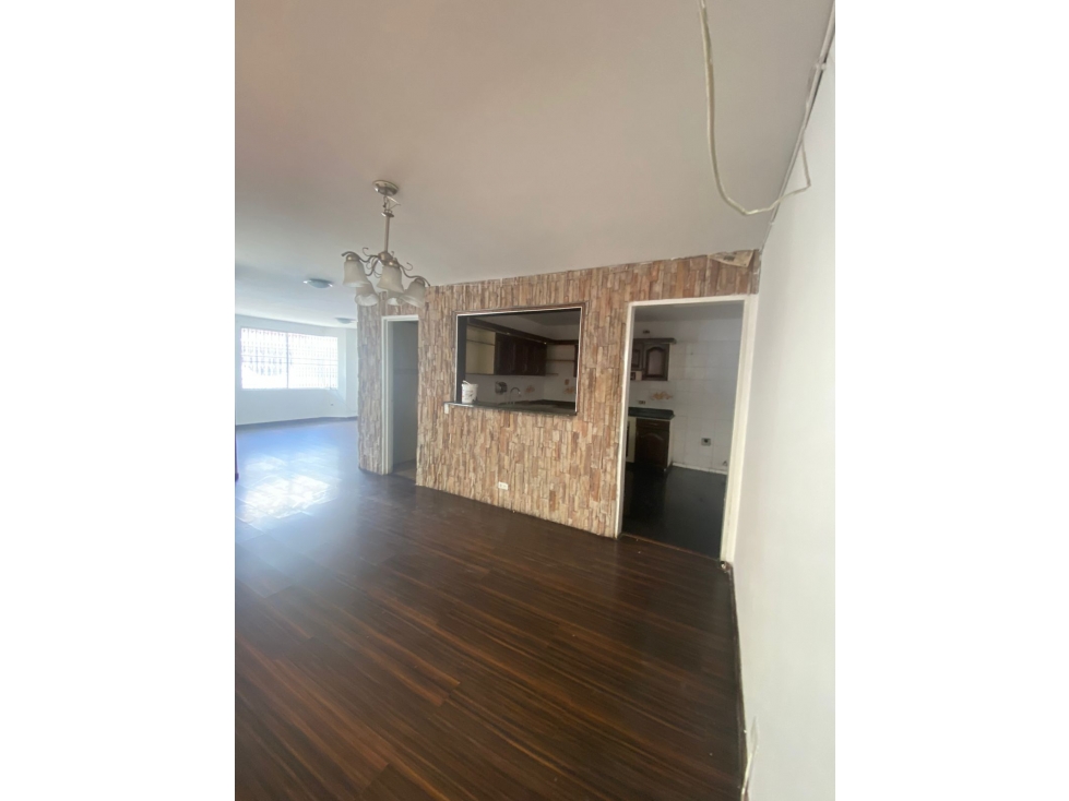 Se vende casa en Barrio Primero de Mayo (JPG) CW:9307615 — foto 2