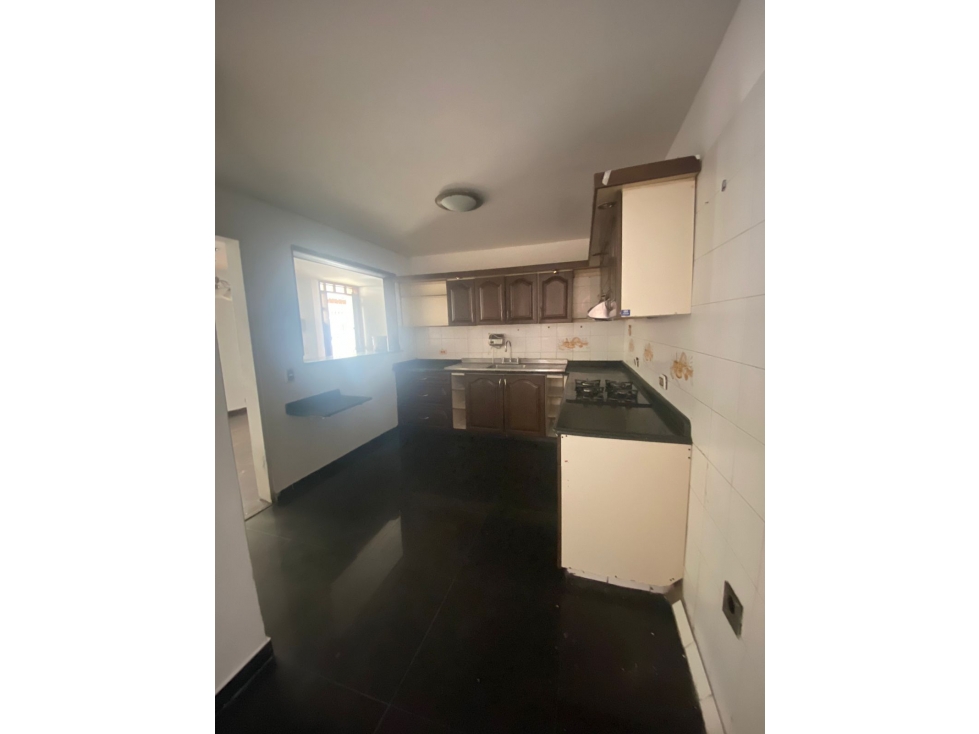 Se vende casa en Barrio Primero de Mayo (JPG) CW:9307615 — foto 3