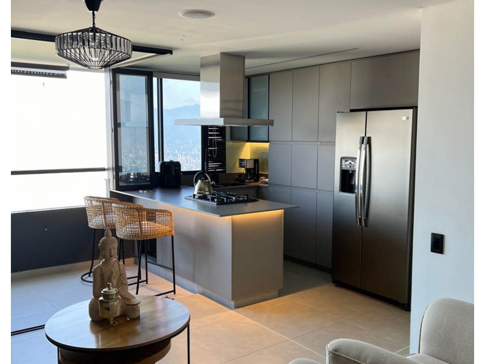 Apartamento en venta Loma del Indio Las Palmas con vista a la ciudad — foto 2