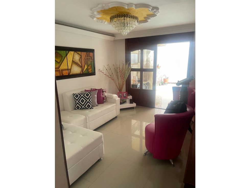 Se vende casa en Barrio Valle del LIli - Cali (JPG) CW:9307651 — foto 2