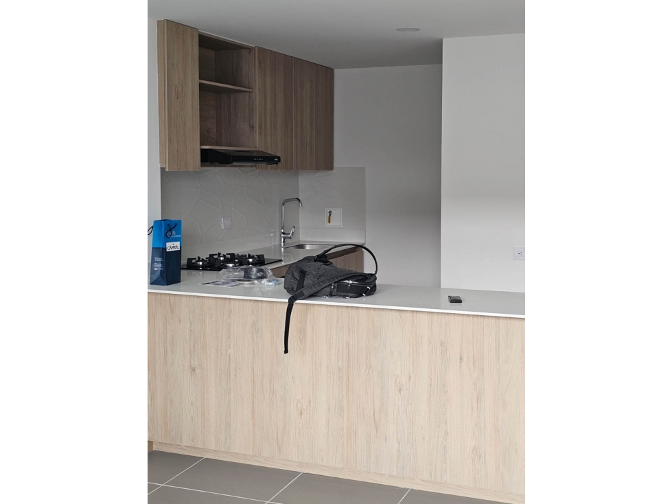 Apartamento en venta amoblado en Guayabal Medellin — foto 4