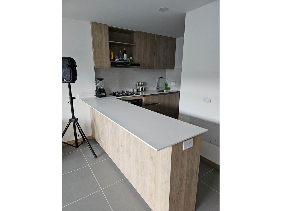 Apartamento en venta amoblado en Guayabal Medellin — foto 5