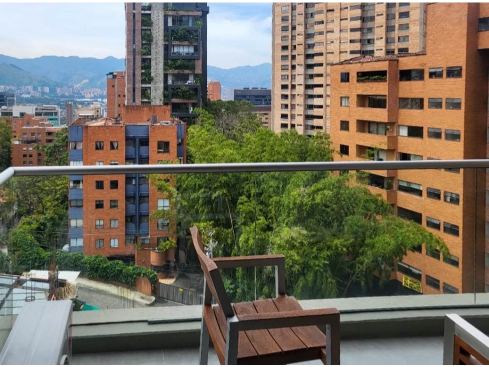 Apartamento Remodelado en venta en El Poblado sector Alejandria — foto 4